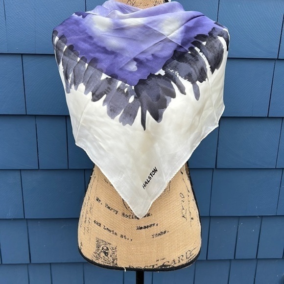 Halston Heritage Accessories - 💜🤍🖤Halston silk scarf black purple art 34x34 kerchief